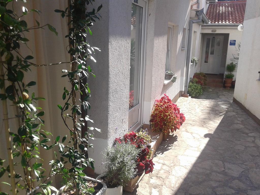 Apartments Terra Biograd Na Moru Luaran gambar